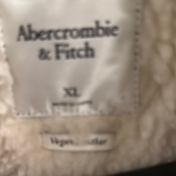 Abercrombie & Fitch Black and Cream Leather Jacket with Shearling Collar. - Picture 3 of 3